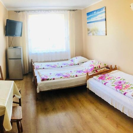 Pokoje Goscinne Mariola Wladyslawowo Ngoại thất bức ảnh